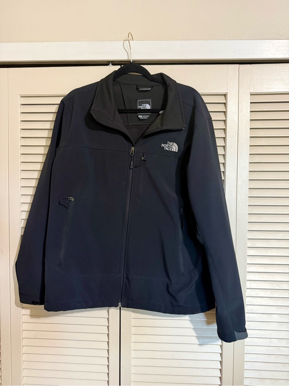 The North Face Men’s Black Performance Softshell Jacket